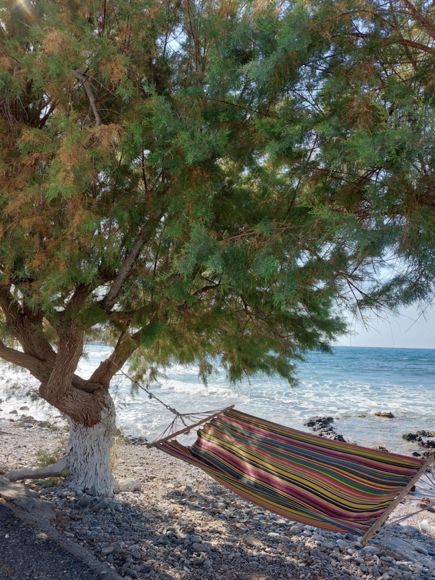 cottage du soleil Makrýgialos Eksteriør billede